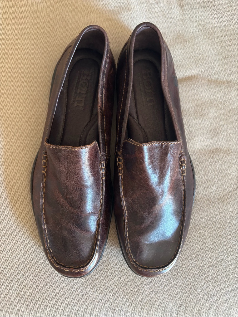 Born Dark Brown Leather Slip-On Loafers BRAND NEW